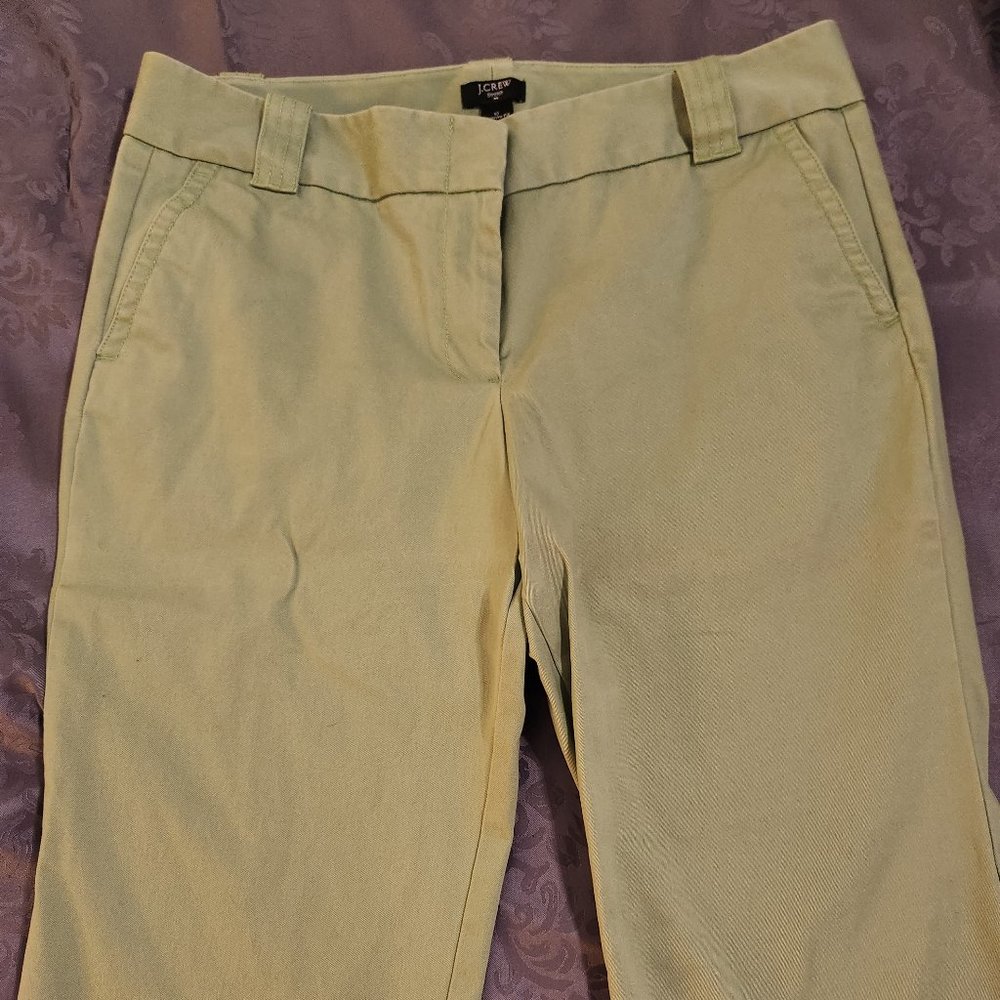Capri pants